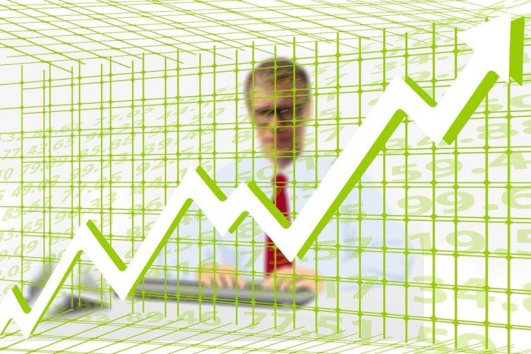 How do customs brokers help your business grow?