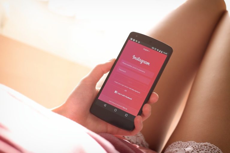 3 Ways to Start a Career as an Influencer