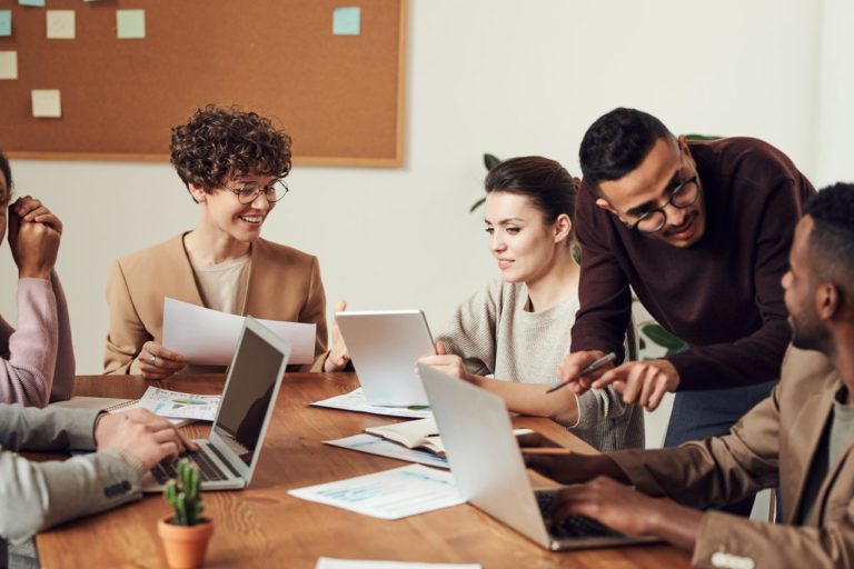 4 Secrets Financially Independent People Use to Get Ahead