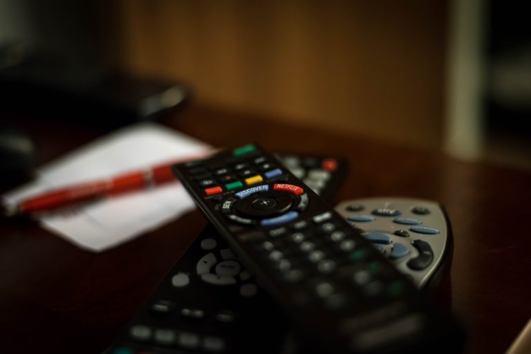 Things To Check Before Hiring A TV Installation Service