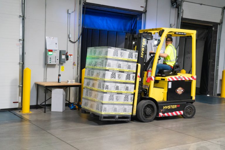 6 Easy Tips for Keeping Your Warehouse Workers Safe