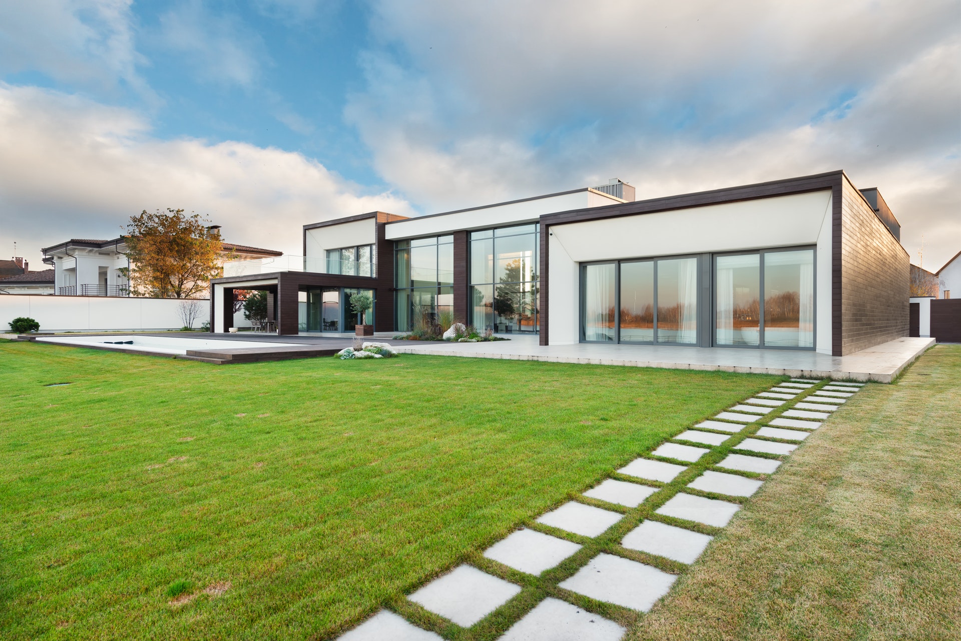 5 Things To Know Before Cutting New Grass The News Hub