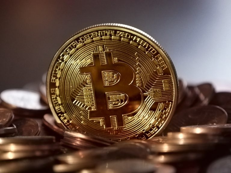 4 Reasons To Invest In Bitcoin