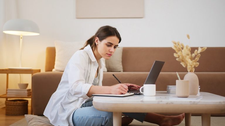 How to Decide if You Should Become a CPA