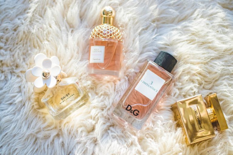 3 Reasons Why Fragrances Make the Perfect Gift to Give