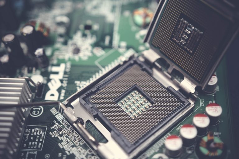 6 Smart Tips For Building A Your First Top Class PC