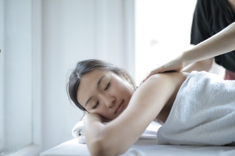 7 Simple Ways to Practice Self-Care on a Daily Basis