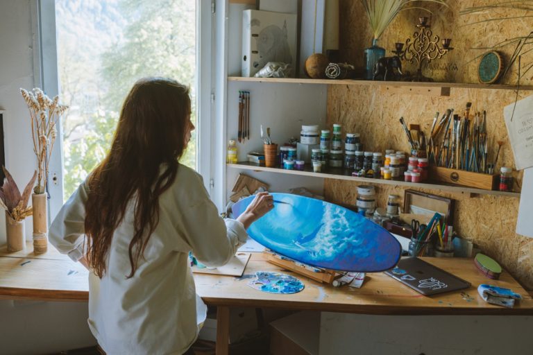 8 Ideas for Creating a Cozy Beach Aesthetic Feel in Your House