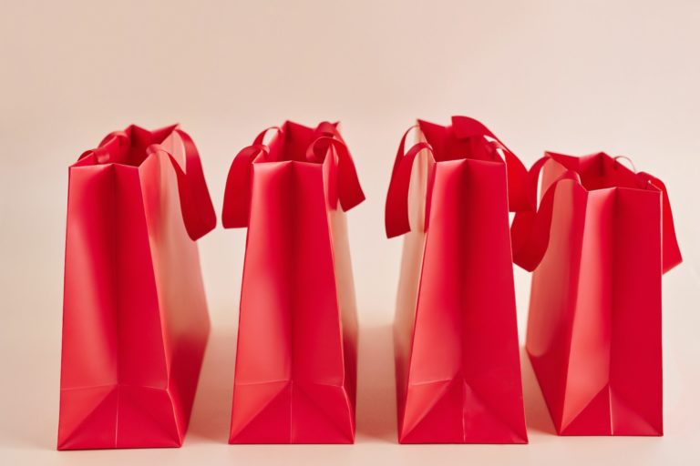 7 Benefits of Starting Your Holiday Gift Shopping in Advance