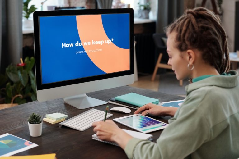 Complete Guide to Building Your First Sales Team (After Founder-Led Sales