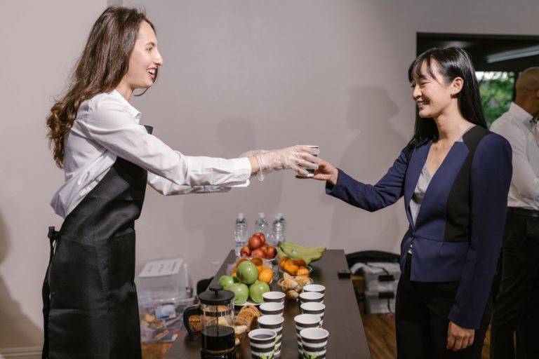 6 Efficient Ways to Improve Operations at a Large Event￼