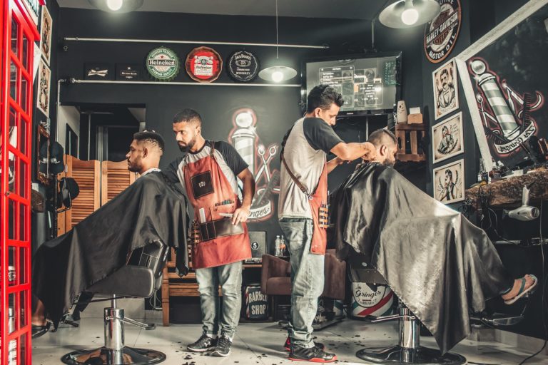 5 Crucial Reasons to Never Attempt to Cut Your Own Hair