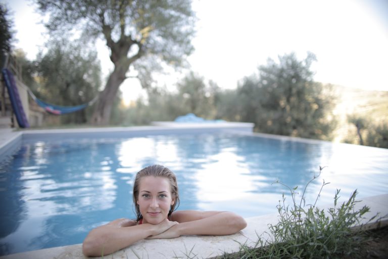 4 Creative Ways to Add Personality to Your Pool Area