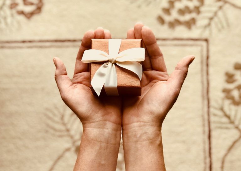 8 Easy Gift Ideas Perfect for Any Mother Figure in Your Life