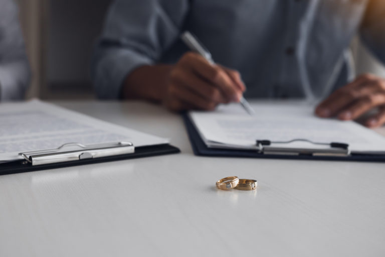 How to Start the Process of a Divorce￼