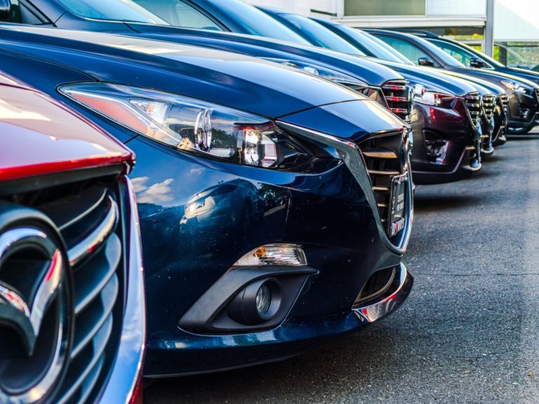 How to Find a Vehicle Before Your Child Heads Off to College