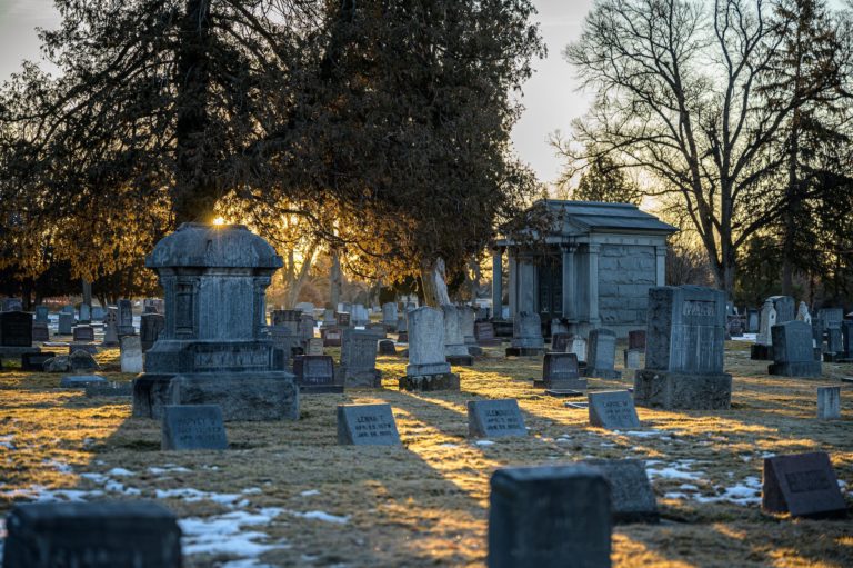 8 Things to Know When Planning Your Funeral in Advance