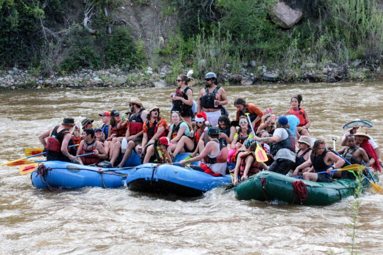 Should You Bring Your Purse, Wallet, or Keys On a Float Trip?