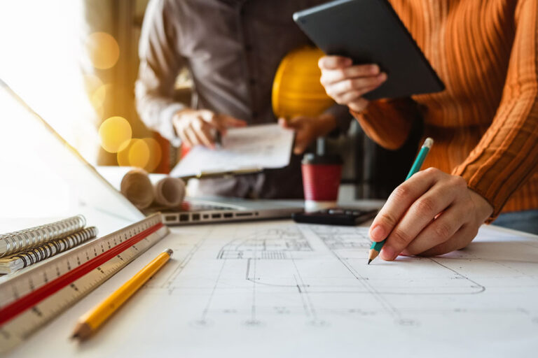 Why Construction CRM is Essential for Streamlining Project Management