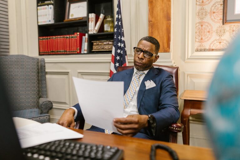 The Benefits of Speaking With an Attorney Early